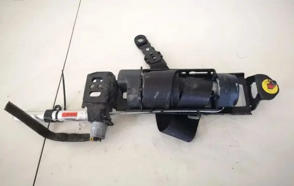 Volvo S40 Front seatbelt 3038985428 30615571