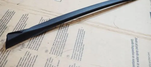 BMW 2 F44 Windshield trim 7475980