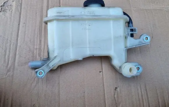 Toyota Prius (XW20) Coolant expansion tank/reservoir ZBIORNICZEK