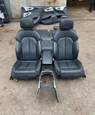Seat set