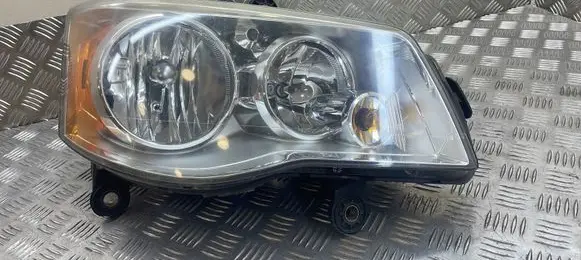 Chrysler Grand Voyager V Headlight/headlamp 26410201