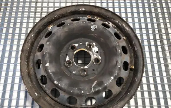 Mercedes-Benz Vito Viano W639 R16 steel rim 