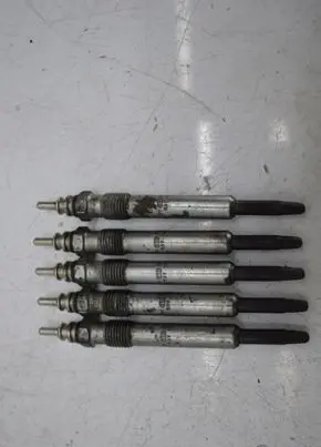 Mercedes-Benz E W210 Glow plug 0250201038
