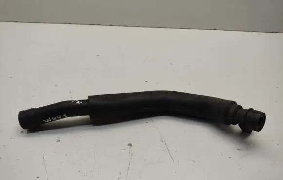 Breather/breather pipe/hose