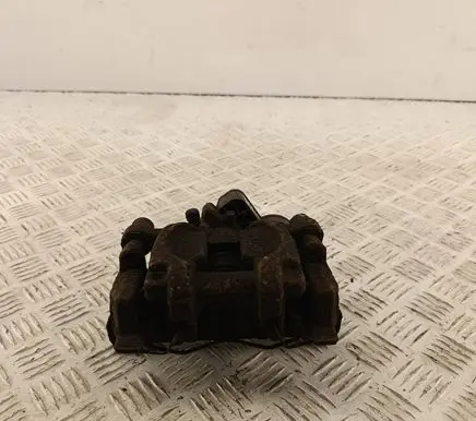 Subaru Outback (BS) Rear brake caliper 26620AL030