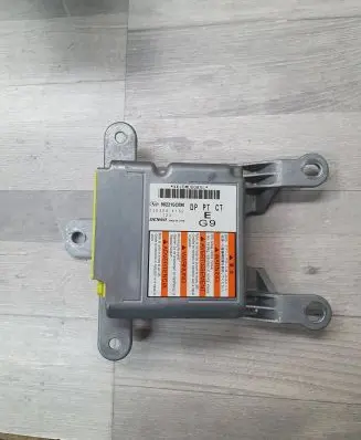 Subaru Forester SH Airbag control unit/module 98221sC090