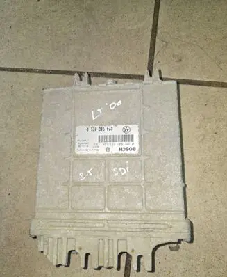 Volkswagen II LT Engine control unit/module 28SA3172 0281001593 074906021Q