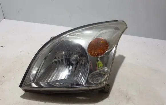 Toyota Land Cruiser (J120) Headlight/headlamp 811706A060