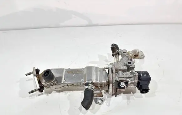 Toyota Prius+ (ZVW40) EGR valve cooler 2560137010B 01C17A0396