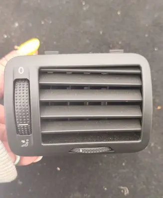 Volkswagen PASSAT B5.5 Dashboard side air vent grill/cover trim 3B0819704D 3B0819704