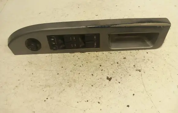 Chrysler Sebring (JS) Electric window control switch 04602781aa