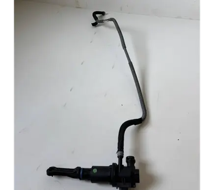 Peugeot 2008 I Clutch slave cylinder 9676535980