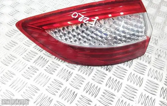 Ford Mondeo MK IV Rear/tail lights 7S7113405B