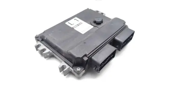 Suzuki SX4 Engine control unit/module 33920-79J1 MB112300-2551