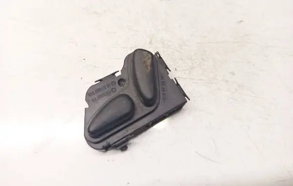 Mercedes-Benz C W203 Seat control switch 2108213851