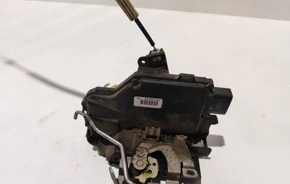 Audi A6 S6 C5 4B Front door lock 4B1837016G