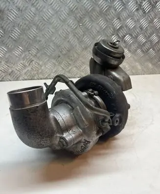 Toyota Avensis T250 Turbo 172010R020 05041100905