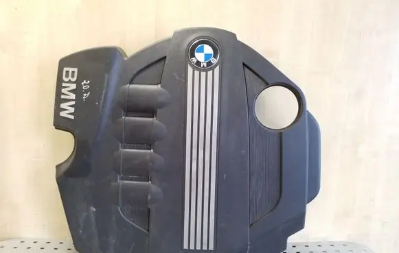 BMW 5 E60 E61 Engine cover (trim) 11147797410 7797410