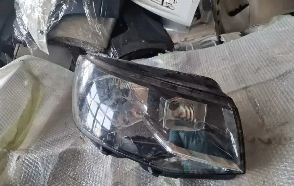 Volkswagen Transporter - Caravelle T6 Headlight/headlamp 7E1941016AD