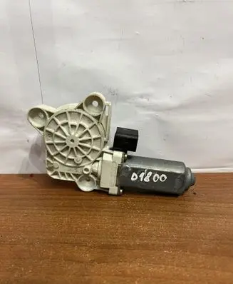 Mercedes-Benz E W211 Other interior part A2118202342 D1800