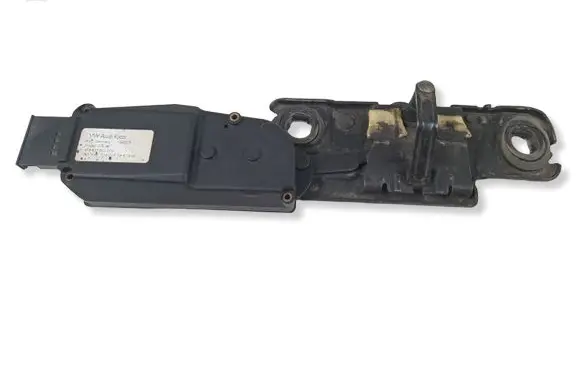 Audi A6 S6 C7 4G Tailgate/trunk/boot lift motor 4F9827383