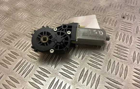 Audi Q5 SQ5 Seat adjustment motor 0390203470