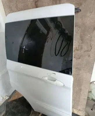 Ford Courier Side sliding door 