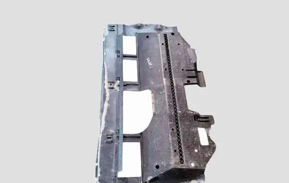 Peugeot 207 Engine splash shield/under tray 9650904080