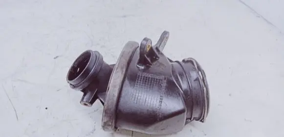 Mercedes-Benz C W204 Intake resonator A6460981007