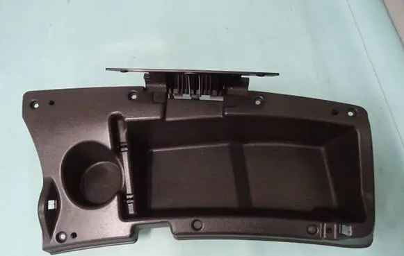 Iveco Daily 3rd gen Glove box 500336592