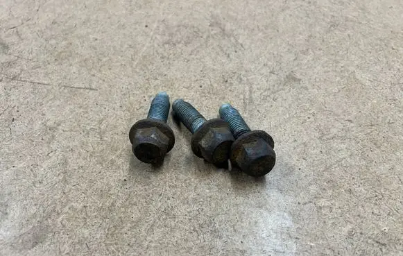 BMW 3 E46 Nuts/bolts 33326760386 6760386