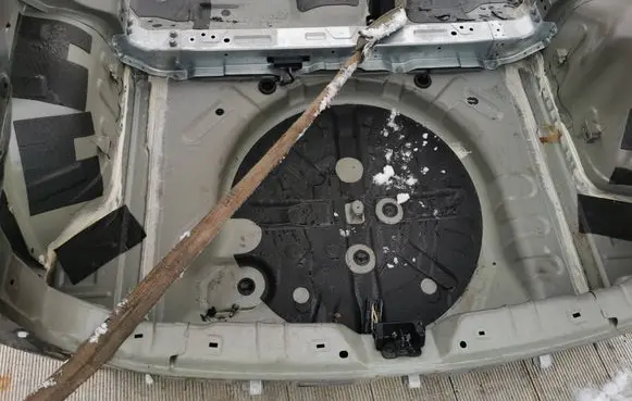 Nissan Qashqai Trunk bottom trim panel 