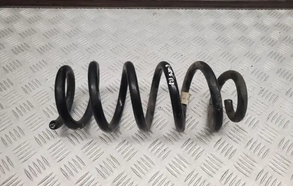 Audi Q7 4M Front coil spring 4M0411105
