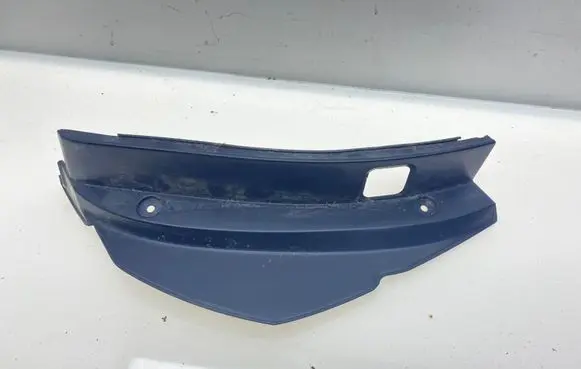 Subaru Legacy Rear/tail light trim molding 84953AG09B 84953AG
