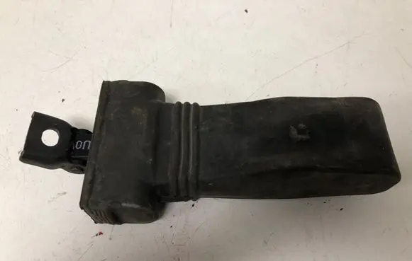 Audi Q3 8U Front door check strap stopper 8U0837267