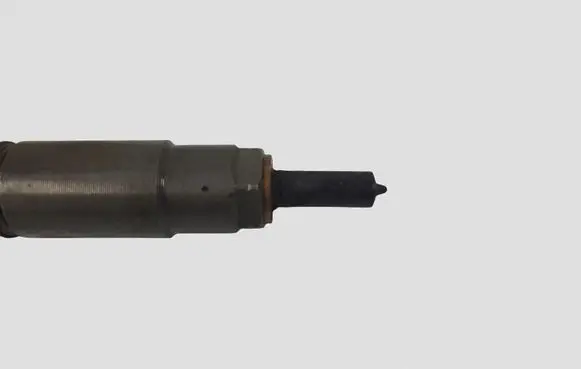 Volvo V40 Fuel injector 31303238 0445116046