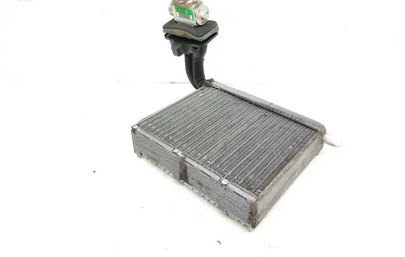 Air conditioning (A/C) radiator (interior)
