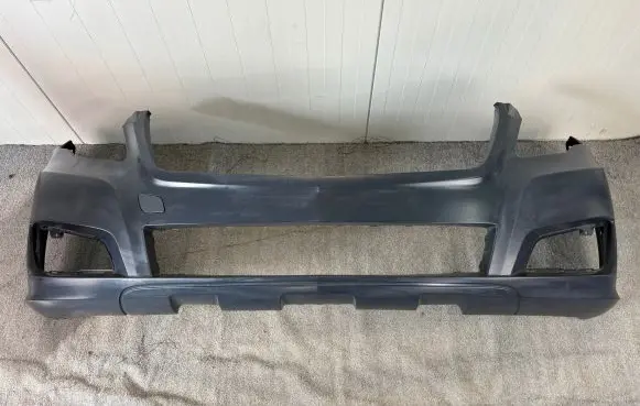 Mercedes-Benz R W251 Front bumper A2518852725 Z1432 A2518852825