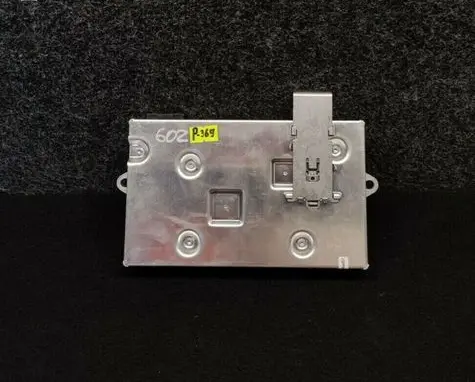 Audi A6 S6 C6 4F Bluetooth control unit module 4E0035729 8T0035729N