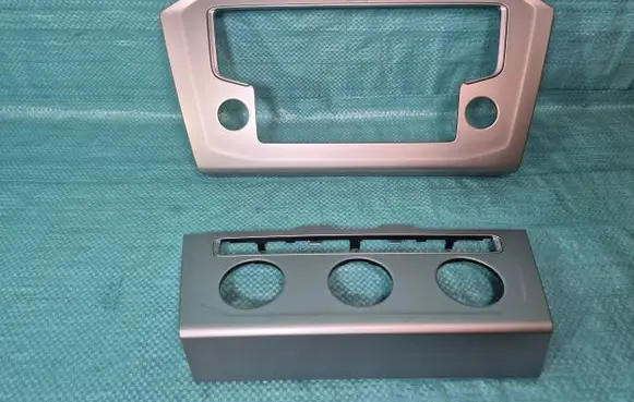 Volkswagen PASSAT B8 Radio/GPS head unit trim 3G2858069E 3G2863041