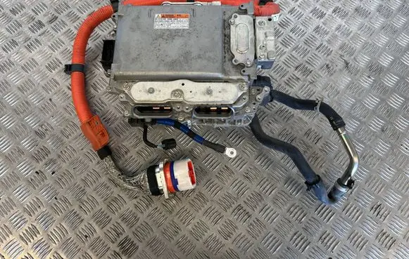 Toyota Mirai II Voltage converter inverter G920062020