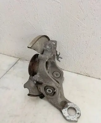 Porsche Macan (95B) Rear wheel hub 8R0505436C