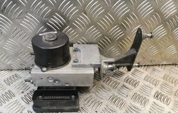 Mercedes-Benz C W203 ABS Pump 0365454032