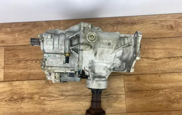 Ford Kuga I Gearbox transfer box case LX67-7L486-JC