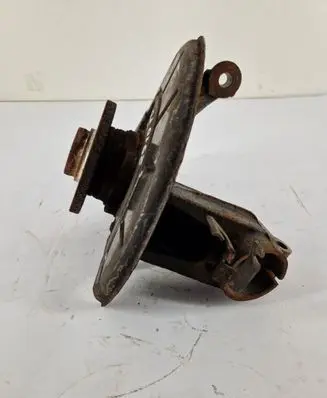 Volkswagen Touran I Front wheel hub 