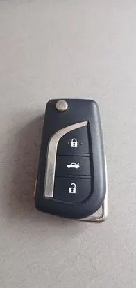Toyota Avensis T270 Ignition key/card 