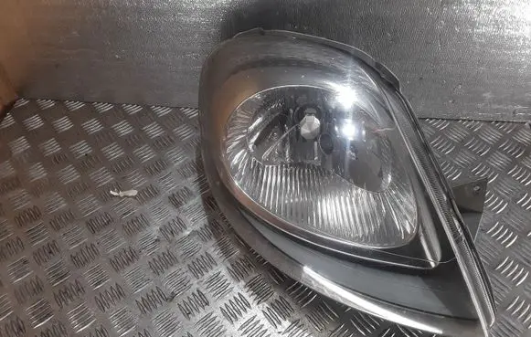 Opel Vivaro Headlight/headlamp 91165722 7700311374