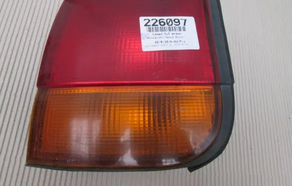 Mitsubishi Space Runner Rear/tail lights