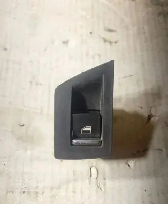 BMW 5 F10 F11 Electric window control switch 9163527