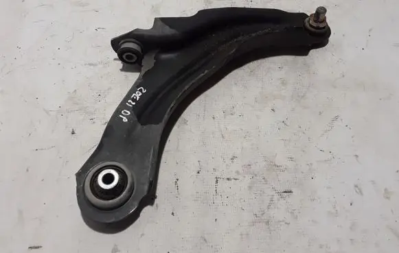 Renault Zoe Front lower control arm/wishbone 545042644R